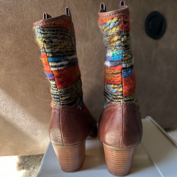 Bandolino Leather Western Ankle Boots Colorful Woven Accent Size 8.5M‎ - Picture 4 of 9